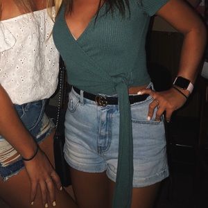 Gucci black leather belt